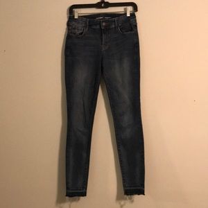 jeans with detailed bottom